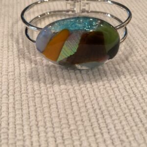 Organic Oval Calming Closed Bracelet